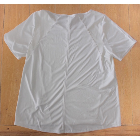 NWT Under Armour Heat Gear Cooling Mesh SPF Moisture Wicking Short Sleeve Top XL - Picture 5 of 7